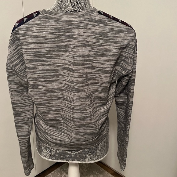 Adidas Crop Top Crew Neck Sweatshirt - Picture 3 of 9